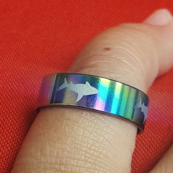 Stainless Steel Wide Band Shark Engraved Ring Size 21 Multicolor Unisex - Picture 7 of 11